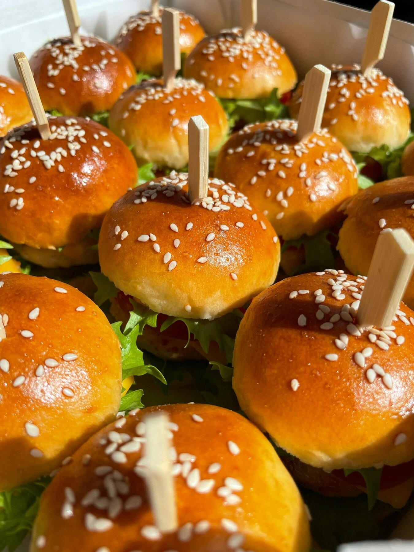 Mini pan-bagnats et bouchées festives
